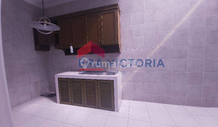 Rumah Modern Di Perumahan Sulfat, Bisa Untuk Tinggal Atau Kantor