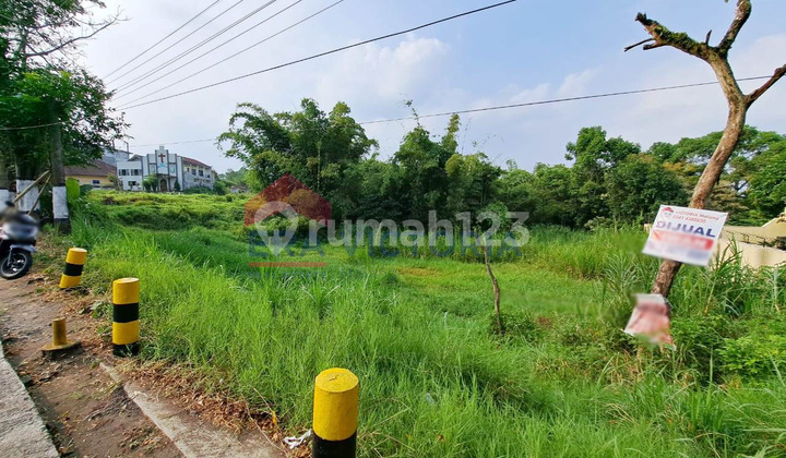 Tanah Pinggir Jalan Utama Batu Malang, Lebar 30 Meter, Harga Nego