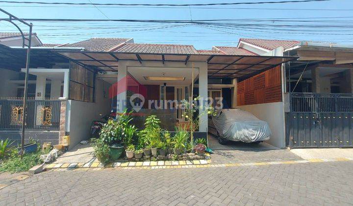 Dijual Rumah Modern Dekat Terminal Arjosari  1