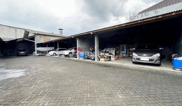 Gudang Jual Lokasi Strategis Bisa Untuk Usaha Salon Mobil  2