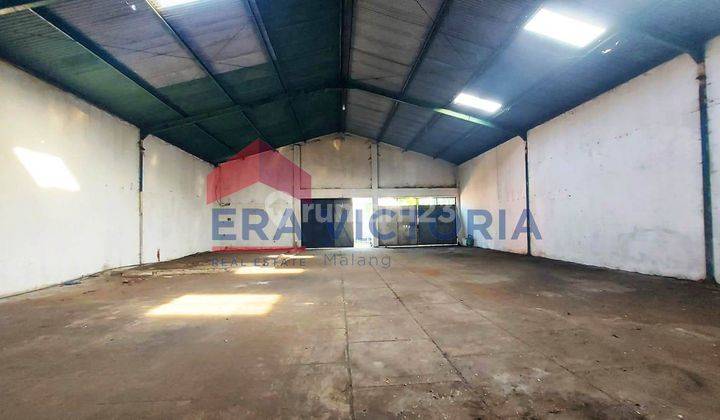 Gudang Jual Poros Sebrang Grand Mercure Akses Kendaraan Besar  2