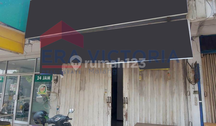 Ruko 2 Lantai Pinggir Jalan Besar Kawasan Ramai Cocok Untuk Usaha Ruko 2 Lantai Pinggir Jalan Besar Kawasan Ramai Cocok Untuk Usaha