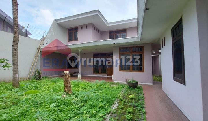 Rumah Besar di Tidar, Halaman Luas Depan Dan Belakang 2