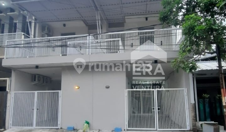 Dijual Rumah 3 Lantai Siap Huni Dekat Galaxy Mall, UNAIR, ITS 2