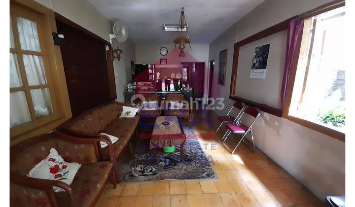 Dijual Rumah Pinggir Jalan Poros, Lokasi Ramai Di Tengah Kota, Cocok Untuk Usaha 2