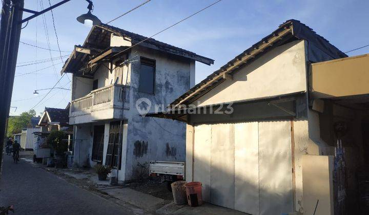 Dijual 3 Bangunan Rumah + Kos, Dekat Alun alun Dan Ramayana Mall 1