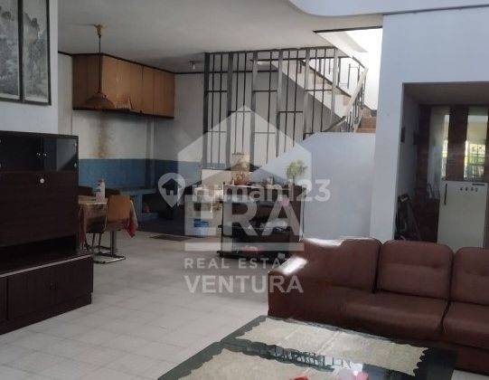 Rumah Dijual Lokasi Strategis Di Tengah Kota Jember 2