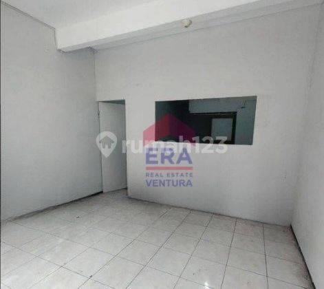 Ruko 3 Lantai Di Daerah Tlogomas, Area Parkir Luas, Dekat Begawan 2