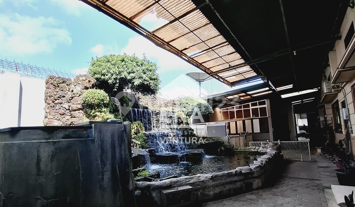 Warehouse + house for rent in Janti Sukun, Container Access