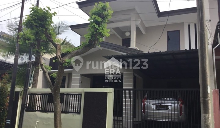For Sale 2-Story Semi-Furnished House in Bukit Dieng Housing Complex 2