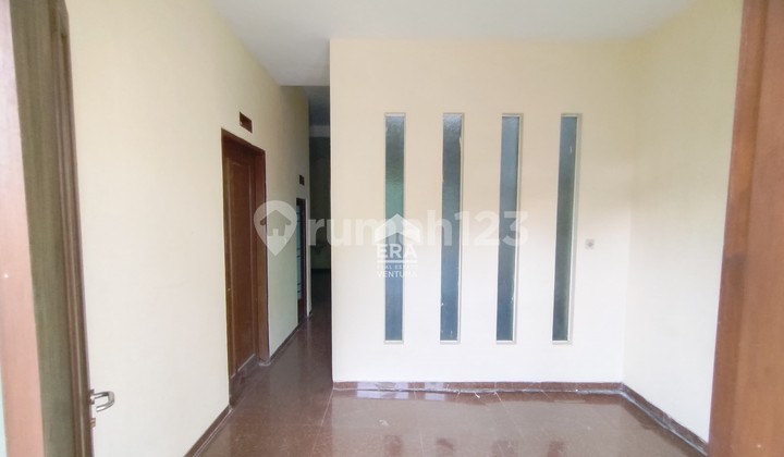 Disewakan Rumah di Araya Blok Depan, Ada Kolam Renang 2