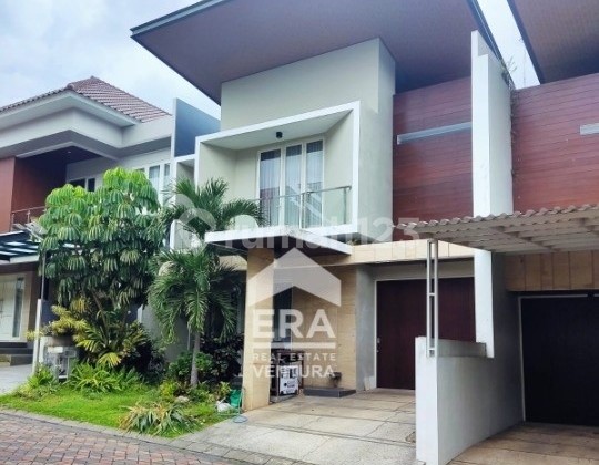 Disewakan Rumah Mewah Di Perum Elite Ijen Nirwana 2