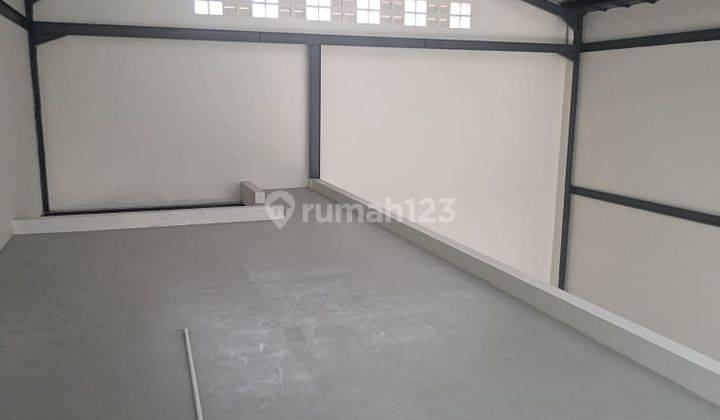 Gudang Modern Lokasi Strategis  2