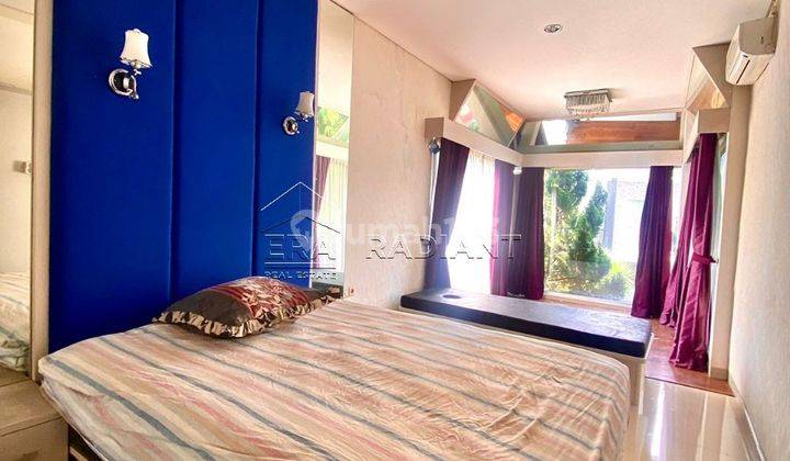 Rumah Hook Dekat Fasilitas Umum di Cluster Emerald Town House 2