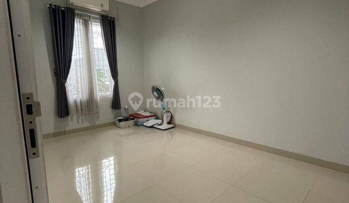 Harga Menarik, Rumah 2 Lantai Siap Huni di Bintaro 2