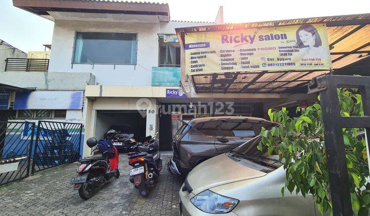 Rumah 2 Lantai Dan Minimarket Di Kebayoran Baru 1