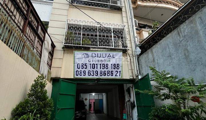 Rumah 4,5 Lantai Ukuran 6x24 Pekapuran Gang Betet  1