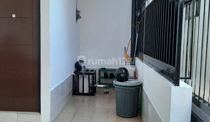 Rumah Kost 3 Lantai Ukuran 7x11 2