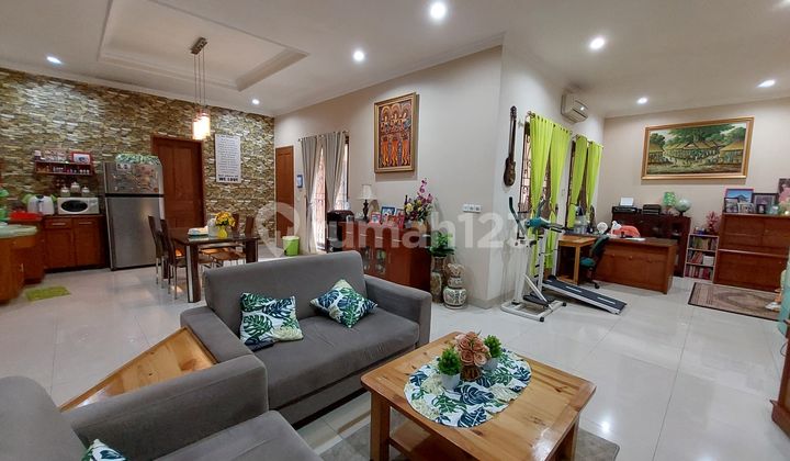 Duta Garden 2 lantai Timur 12x20 siap huni