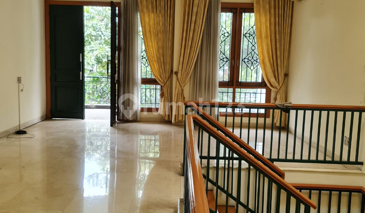 Rumah Sejuk Depan Taman 220m2 Dekat Jakarta Buah Rumah Sejuk Depan Taman 220m2 Dekat Jakarta Buah