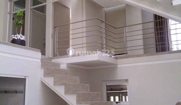 Rumah Mewah Pluit 19x20 Huk hadap Utara Timur  2