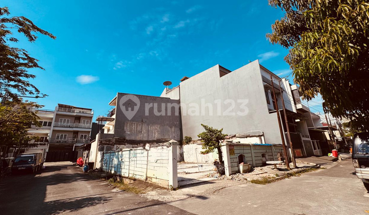 Muara Karang 179M Hitung Tanah 12X15 Huk Depan Taman