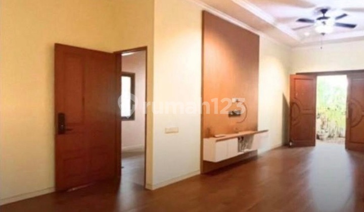 Rumah Pluit 10x22 Simple Plong Rapi - Dekat Mall - Sekolah - Halte Busway