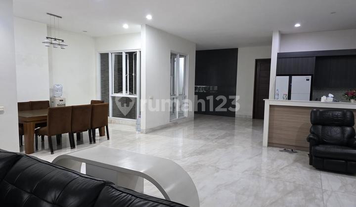 Pluit House 10X23 | Spacious Garage - Close to School & Mall