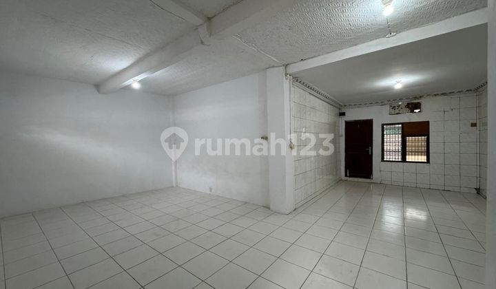 Disewakan Murah Gudang Jalan Raya Pekojan Cocok untuk Ekspedisi Dekat Pasar Pagi - Jembatan Lima Disewakan Murah Gudang Jalan Raya Pekojan Cocok untuk Ekspedisi Dekat Pasar Pagi - Jembatan Lima