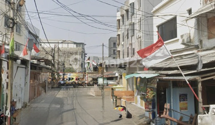 Sawah Besar Shop House 10x33 4 Floors Near Gajah Mada Plaza 2