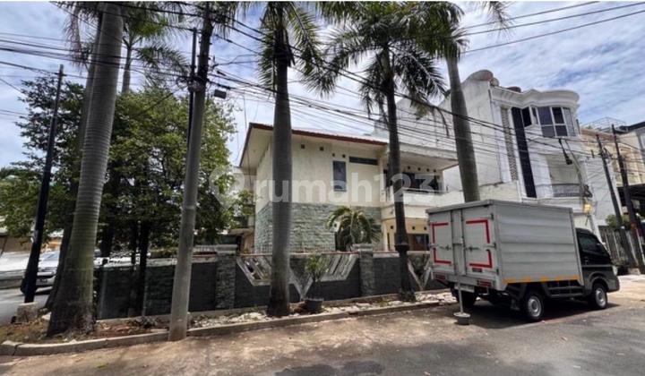 Price of Strategic Location Wide Road | 19x20 | Land Calculation in Muara Karang