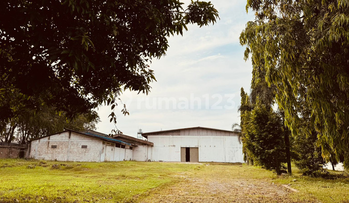 Land & Building Ex Factory 27,000 Sqm in Pasar Kemis Land & Building Ex Factory 27,000 Sqm in Pasar Kemis
