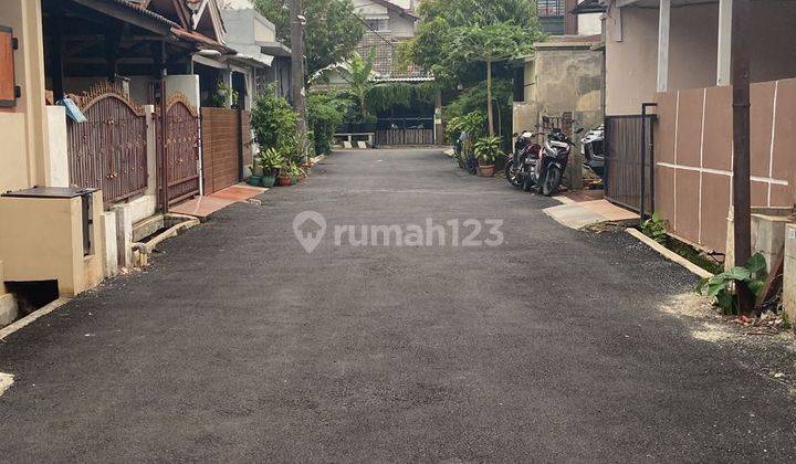 Rumah Murah 2,5Lantai Kt 4+1/Km 3 , TAMAN GALAXY Bekasi Kota.. 2