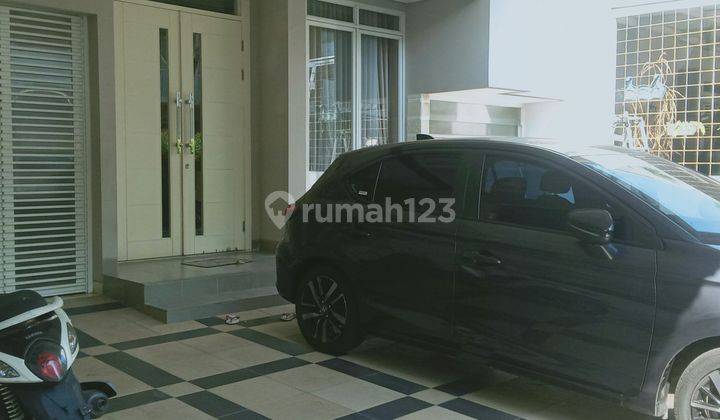 Rumah Full Furnish 2lantai, L9x18, Di Summarecon Bekasi, Bekasi Kota  2