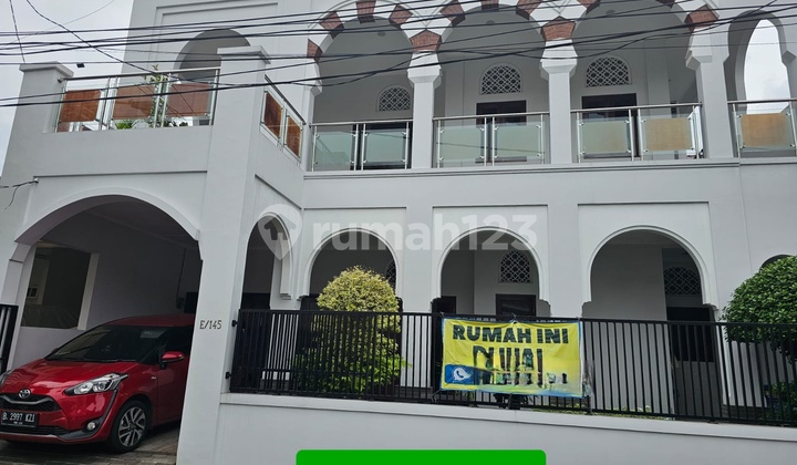 Rumah Mewah 2lantai, 5 Ac, 2 Water Heater Dll , Bekasi Kota.. 1