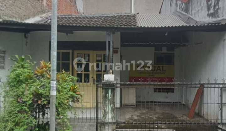 Affordable House in a Strategic Location at Margahayu Raya, Bandung 2