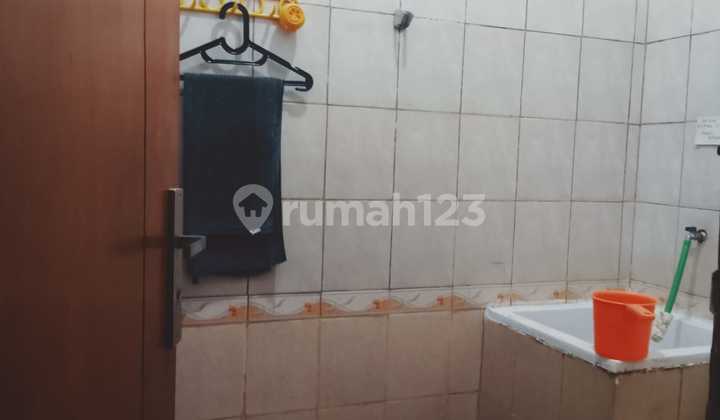 Beautiful & Well-Maintained House in Cisaranteun Arcamanik Bandung 2