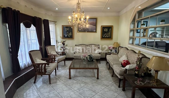 RUMAH TERAWAT SIAP HUNI DI TUBAGUS ISMAIL LOKASI SANGAT STRATEGIS 2