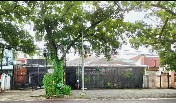 MAINROAD RUMAH & TEMPAT USAHA SANGAT STRATEGIS PUSAT KOTA BANDUNG MAINROAD RUMAH & TEMPAT USAHA SANGAT STRATEGIS PUSAT KOTA BANDUNG