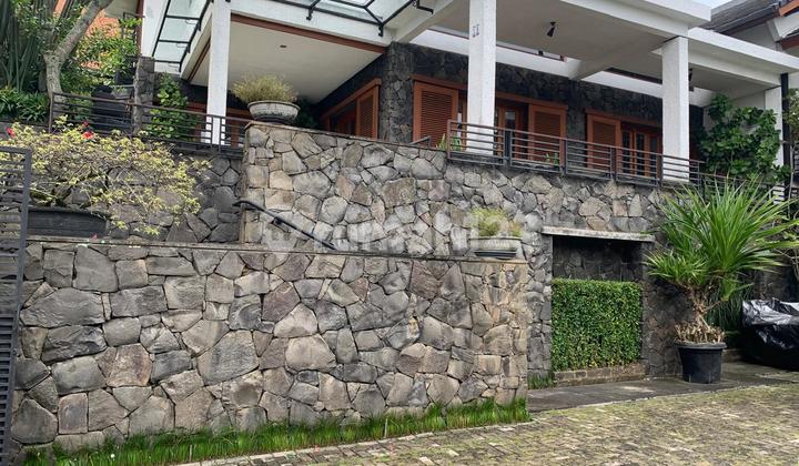 RUMAH MEWAH  DEKAT HOTEL INDIGO HARGA MURAH DI RESOR DAGO PAKAR