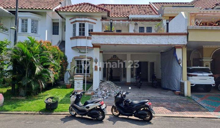 Dijual Rumah Klasik Harga Nego di Kota Wisata Cibubur 1