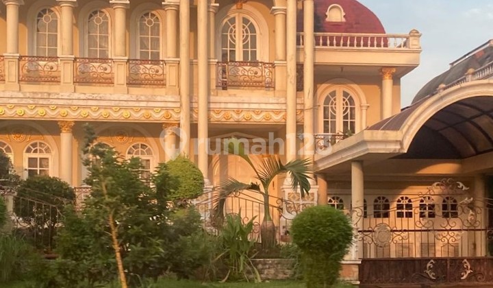 Rumah Boulevard Mewah di Kota Wisata Cibubur 1