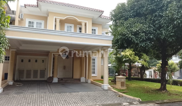 Ready-to-Occupy House in Legenda Wisata Cibubur Ready-to-Occupy House in Legenda Wisata Cibubur