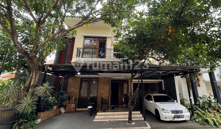 Rumah Klasik Cantik Harga Nego di Puri Sriwedari Cibubur