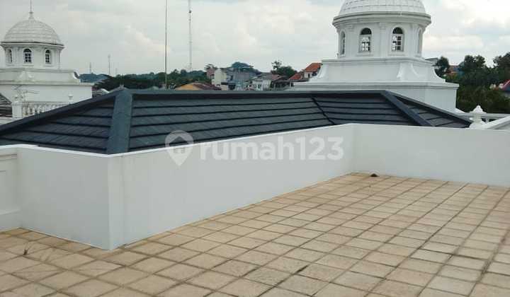 Luxury House on Boulevard Legenda Wisata Cibubur Luxury House on Boulevard Legenda Wisata Cibubur