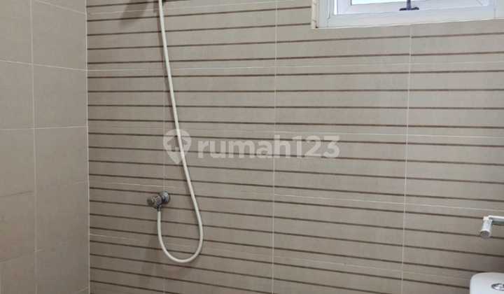 Rumah 2 Lantai Cantik di Kota Wisata Cibubur 2