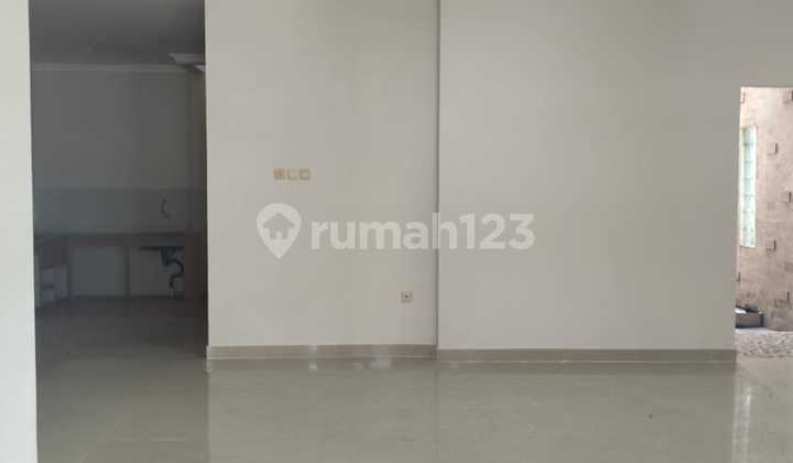 Rumah 2 Lantai di Perumahan Modern Kota Wisata Cibubur 2