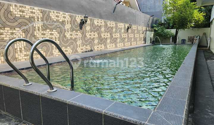 Beautiful House In Karawaci Tangerang 2