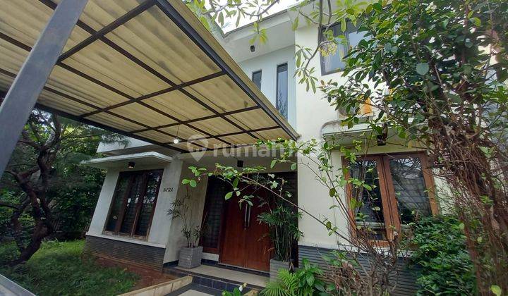 Rumah Cantik di Kencana Loka Bsd 1