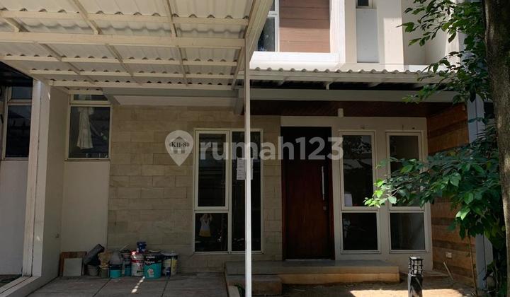 Beautiful House In Royal Blossom The Green Bsd Mk Beautiful House In Royal Blossom The Green Bsd Mk